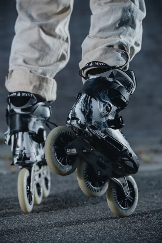 Powerslide Inlineskates Next Noir 125 2 Powerslide Inlineskates Next Noir 125 – Bild 2