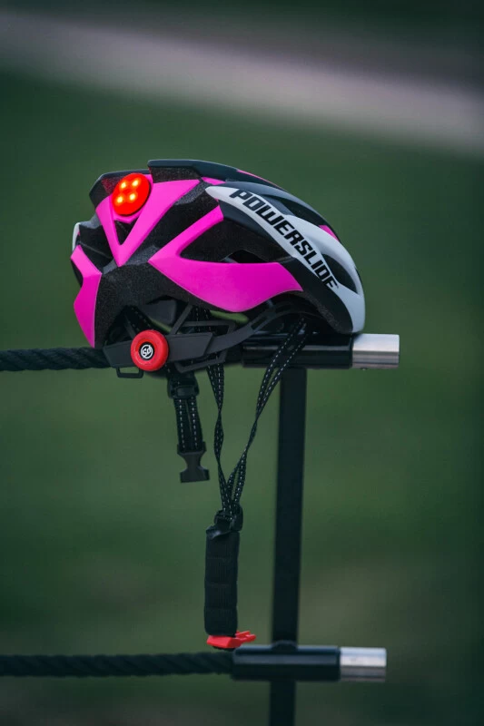 Powerslide Skatehelm Race Attack Weiss, Pink 3 Powerslide Skatehelm Race Attack Weiss, Pink – Bild 3