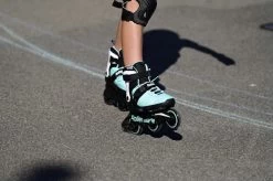 Rollerblade Kinderskate Microblade 3WD (Aqua/Weiß) -Riemenscheibe Verkäufe rollerblade kinderskate microblade 3wd aqua weiss7